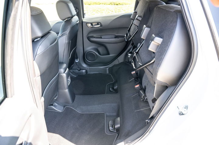 Honda-Jazz-HEV27