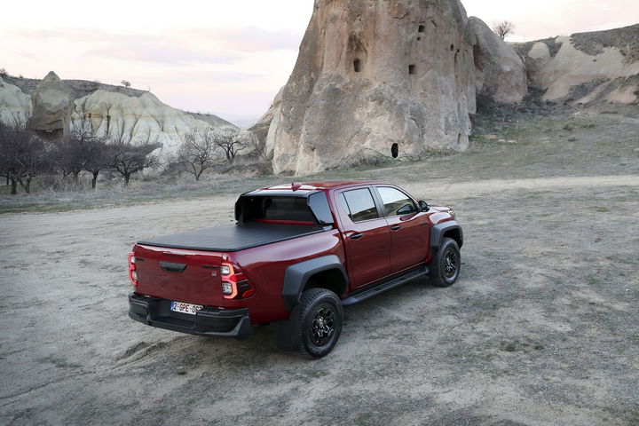 toyota-hilux-gr-sport-ii (35)