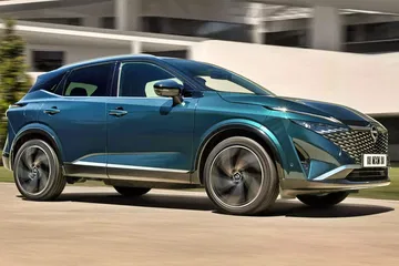 Nissan Qashqai ePower 2025 con diseño moderno y aerodinámico.