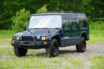 El Mega Cruiser de Toyota destaca por su gran robustez y capacidad para 10 ocupantes. El Mega Cruiser de Toyota destaca por su gran robustez y capacidad para 10 ocupantes.