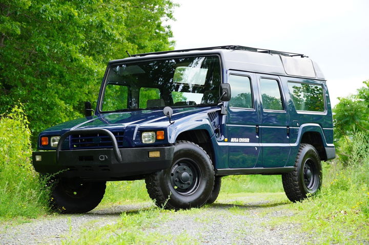 Toyota Mega Cruiser High Roof_2