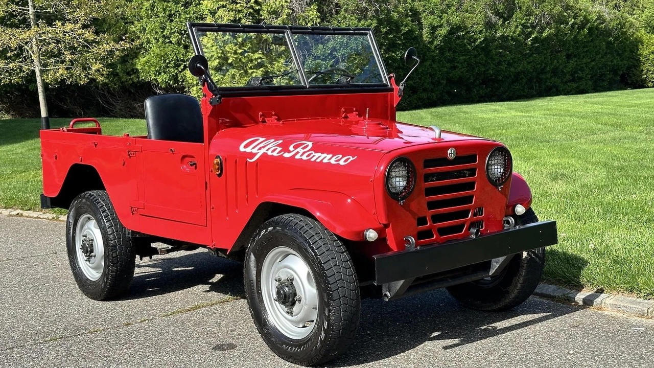 Este todoterreno italiano destaca por su diseño y capacidad off-road.