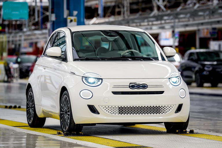 El nuevo Fiat 500 h&iacute;brido combina estilo y eficiencia en un dise&ntilde;o compacto.
