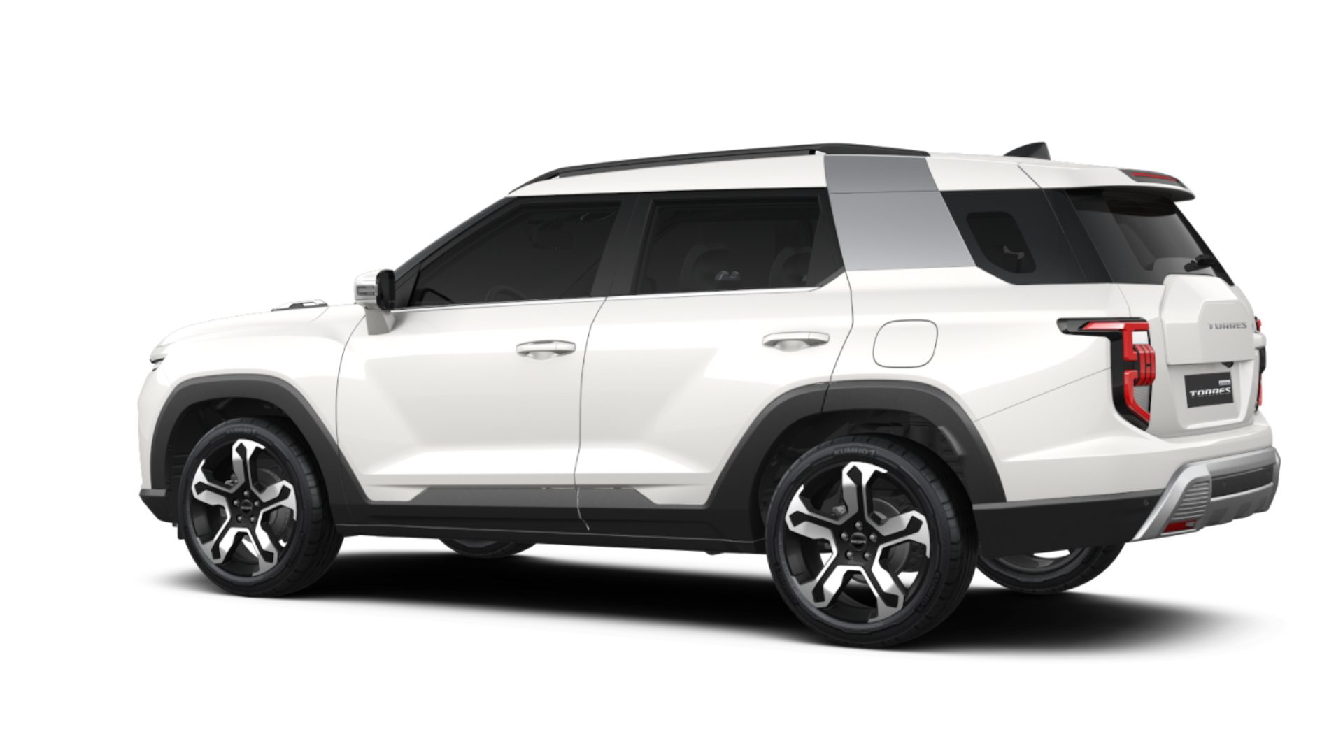 El nuevo KGM Torres Hybrid ofrece un diseño robusto y elegante para el mercado español.