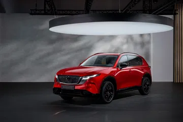 El nuevo Mazda CX-5 2026 destaca con su dise&ntilde;o audaz y moderno.
