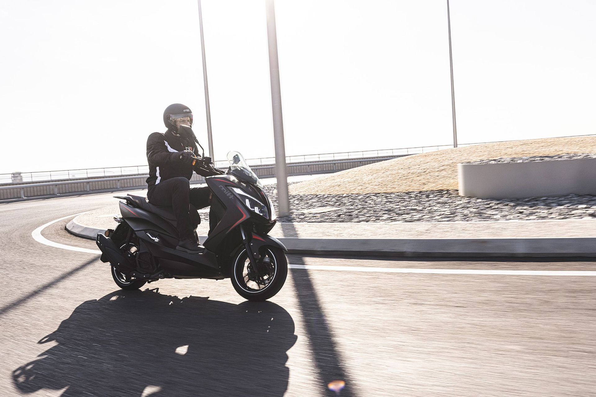 Es como una Honda PCX pero por 1.100 € menos es la opción con refrigeración líquida más interesante para ciudad.