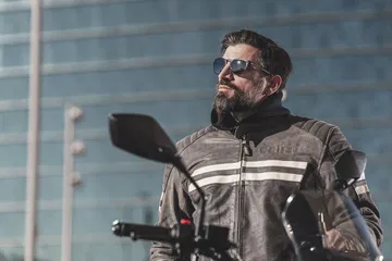 La Mitt Legrand 125cc destaca por su diseño urbano y eficiencia en la ciudad.