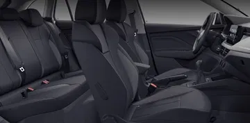 Interior espacioso y cómodo del Skoda Scala, ideal para viajes. 