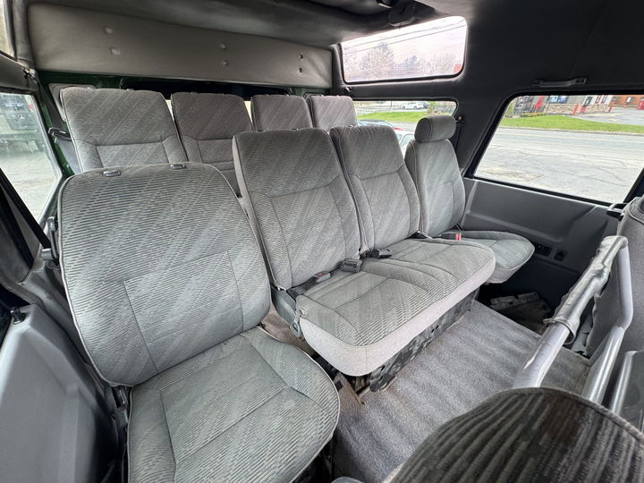 Toyota Mega Cruiser High Roof_29