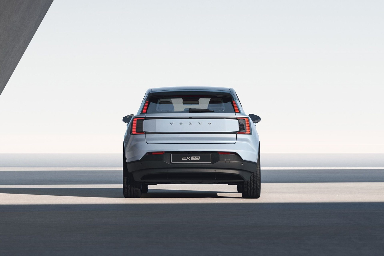 El SUV más asequible de Volvo redefiniendo la movilidad eléctrica.