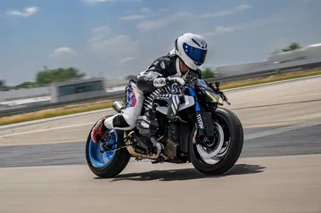 BMW R 1300 R 