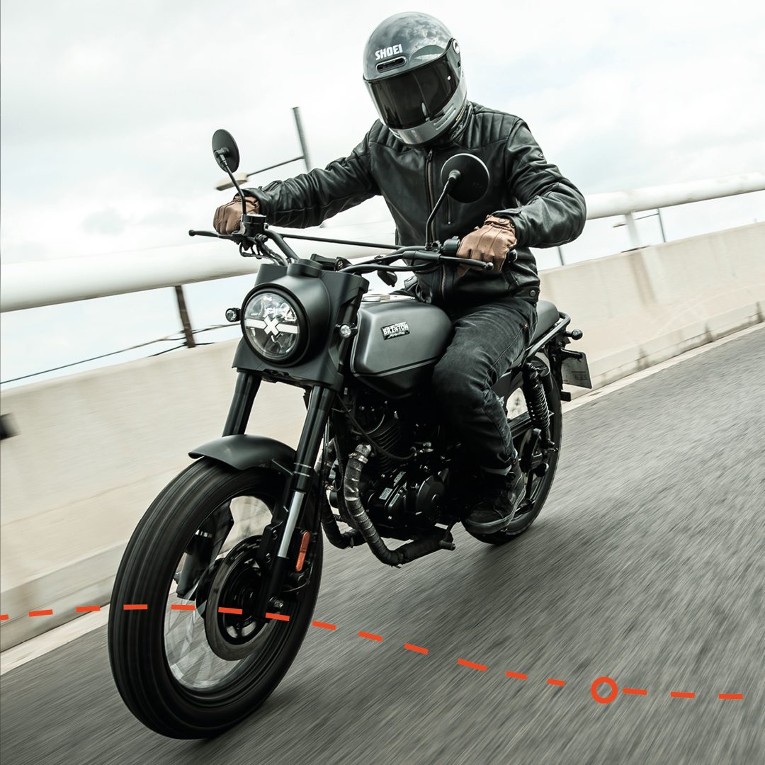 La Brixton Felsberg 250 ofrece un diseño moderno con toques retro. Ideal para la ciudad.