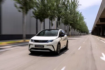 El BYD Dolphin 2025 combina estilo moderno con eficiencia. Sorpresivamente, es más accesible que el VW ID.3. El BYD Dolphin 2025 combina estilo moderno con eficiencia. Sorpresivamente, es más accesible que el VW ID.3.