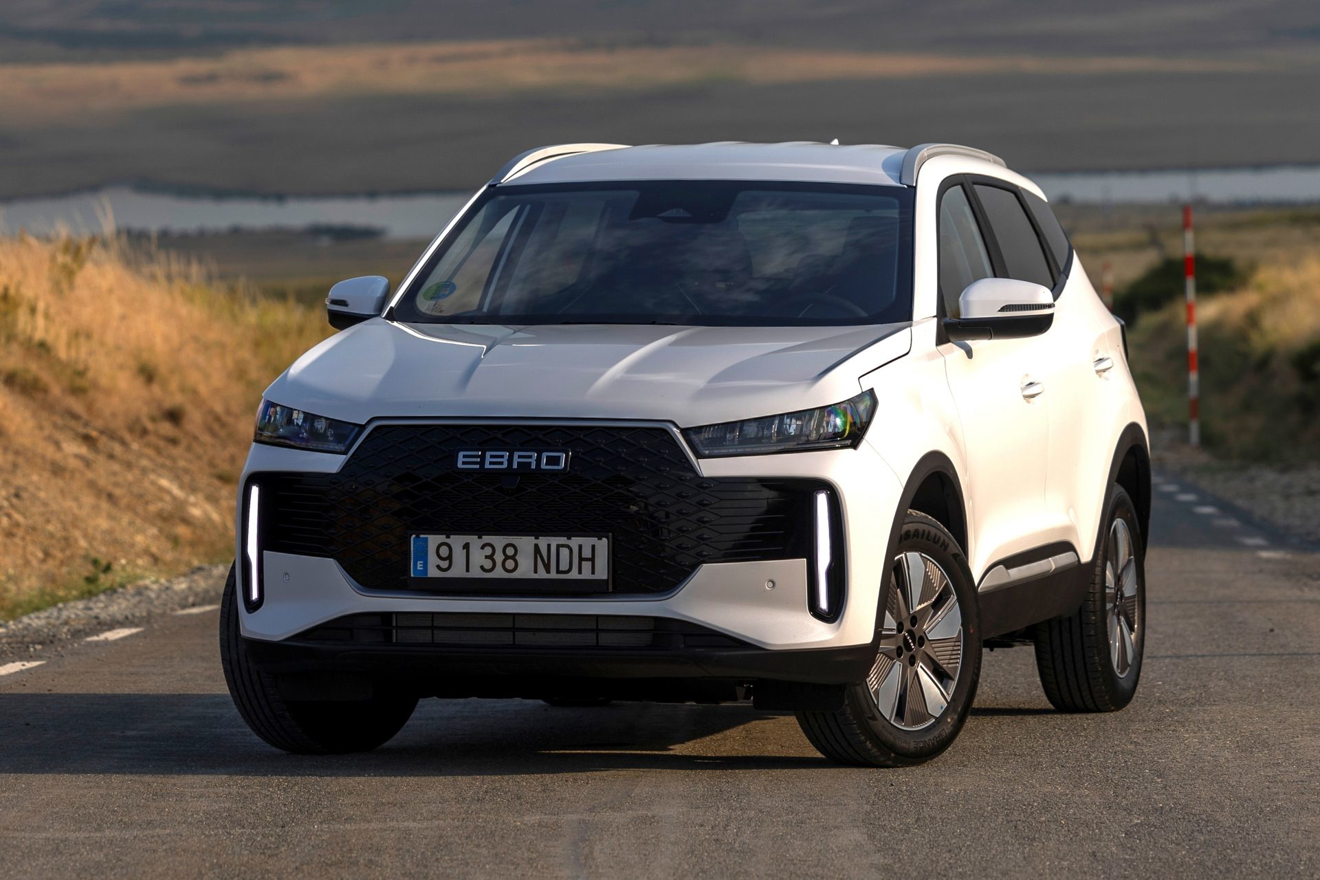 Bien equipado y con más de 200 CV, este SUV es la mejor alternativa actual a los híbridos de Toyota y Renault.