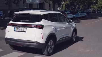 Bien equipado y con más de 200 CV, este SUV es la mejor alternativa actual a los híbridos de Toyota y Renault.