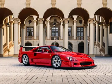Impresionante Ferrari F40 LM, un ícono de la velocidad y la elegancia. Impresionante Ferrari F40 LM, un ícono de la velocidad y la elegancia.