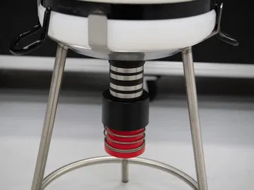Detalle del sistema de escape del Ferrari F40 LM, optimizado para rendimiento.