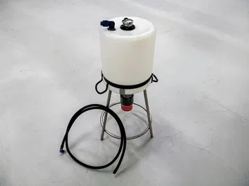 Depósito de combustible del Ferrari F40 LM, diseñado para máxima eficiencia.