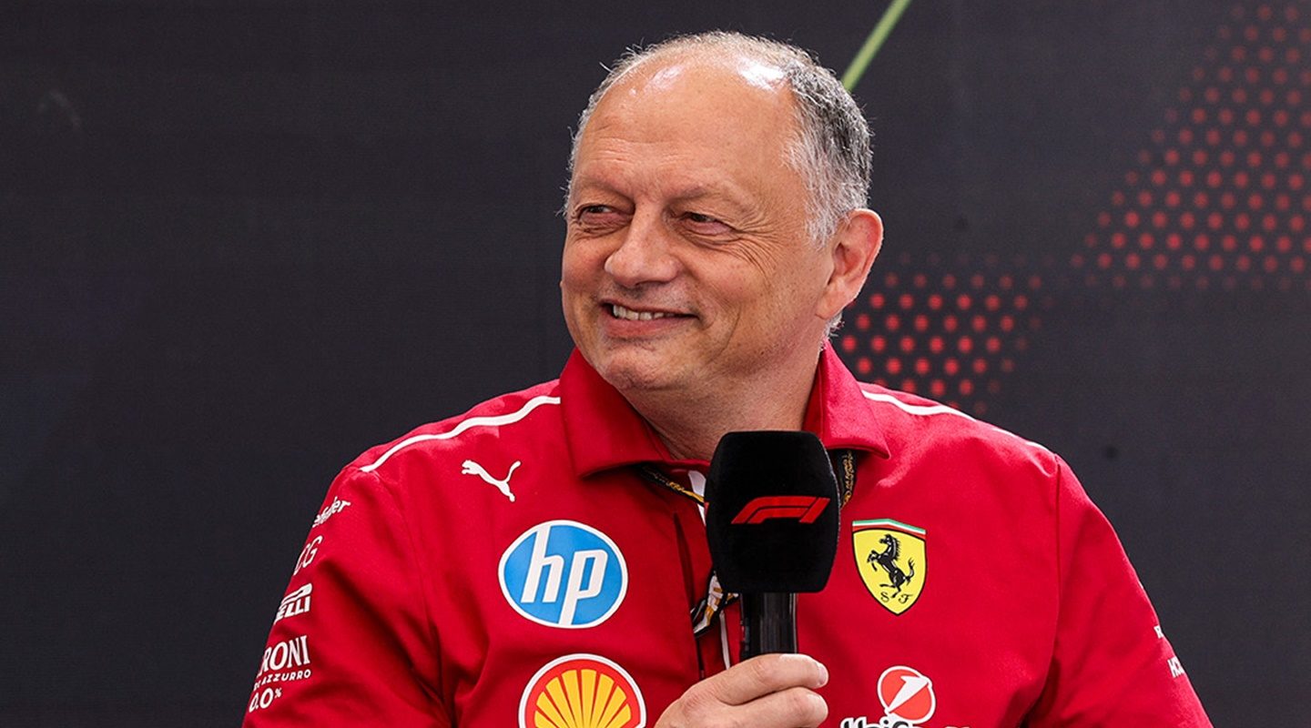 Frédéric Vasseur, director de equipo de Ferrari, reafirmando su compromiso.