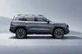 Parece un todoterreno, pero con tamaño de SUV compacto y altura de 4x4.