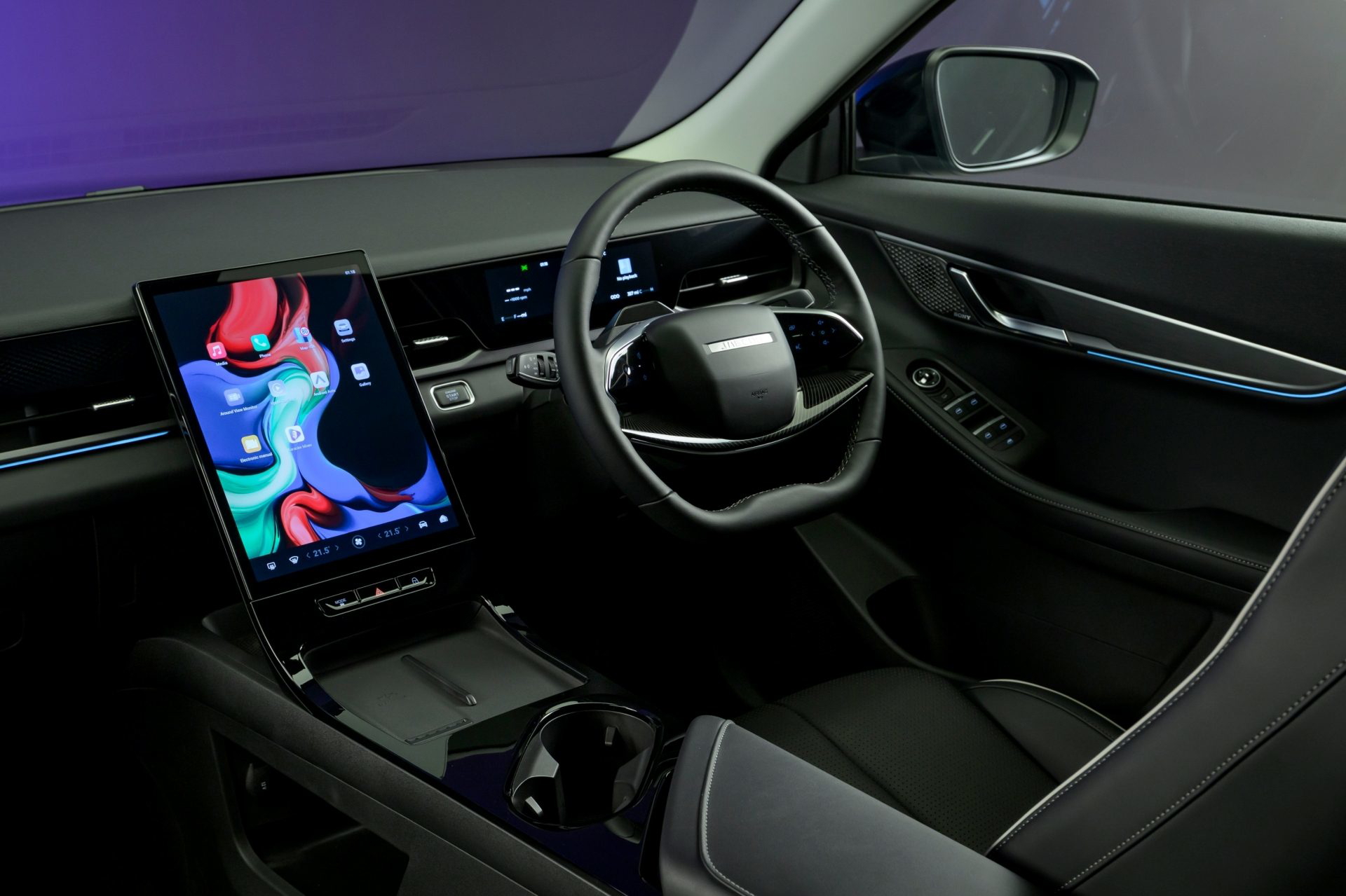 Interior del Jaecoo 5 con moderno sistema de infotainment.