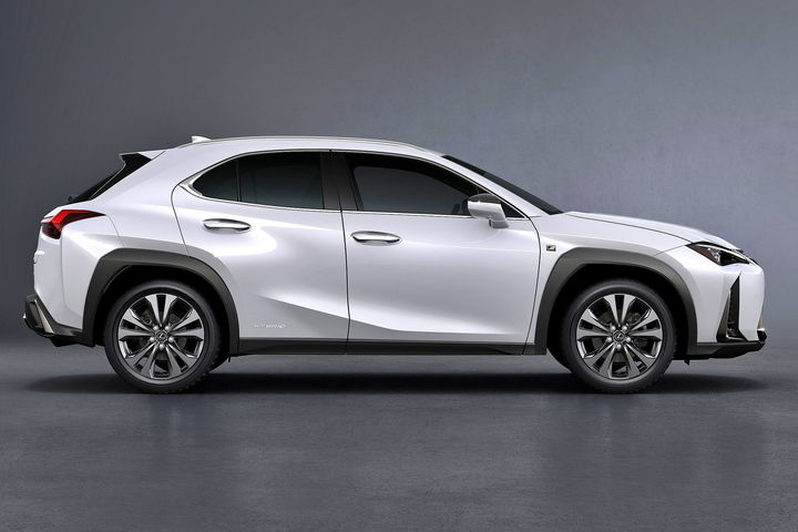 El Lexus UX combina elegancia y tecnología en un SUV híbrido atractivo.