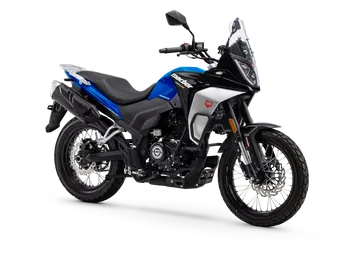 La Macbor Montana XR1 EVO destaca por su diseño aventurero y deportivo, preparada para cualquier terreno.