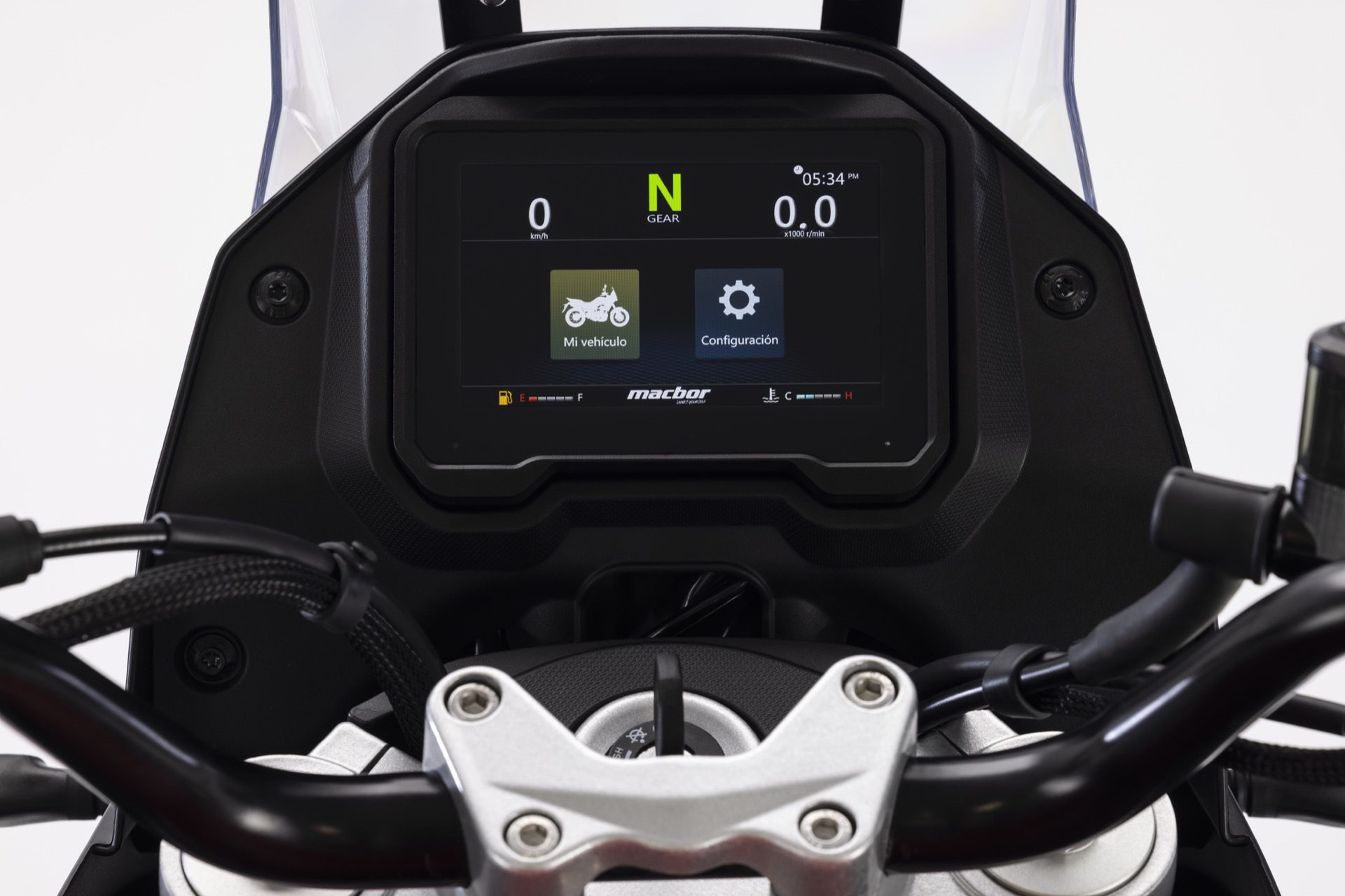 Pantalla digital del Macbor Montana XR1 EVO con información detallada.