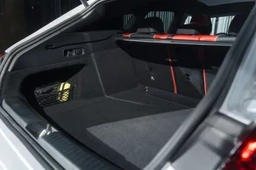 Espacioso maletero del Mercedes-Benz CLA Shooting Brake eléctrico. Espacioso maletero del Mercedes-Benz CLA Shooting Brake eléctrico.