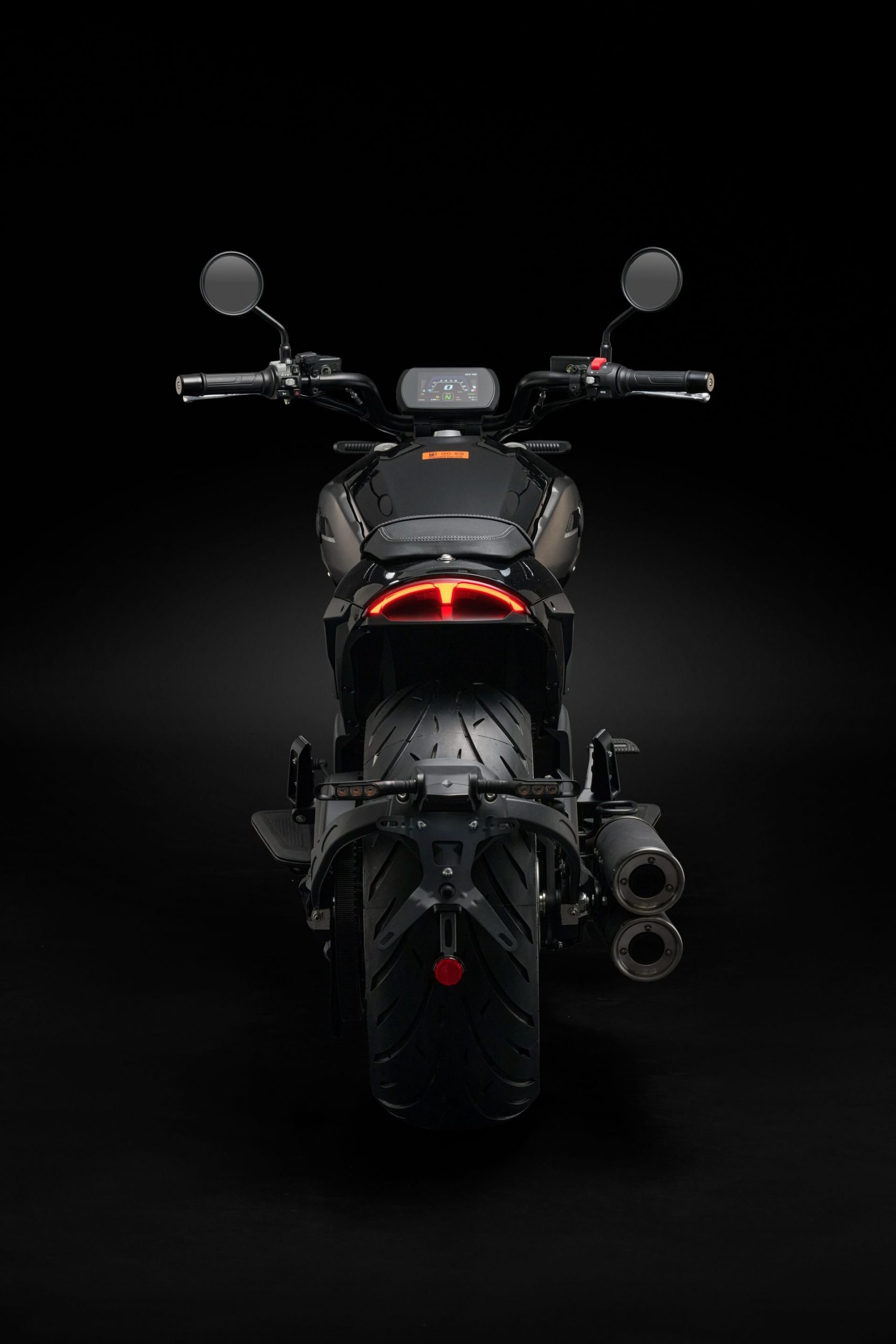 Si quieres ser la envidia de tus amigos moteros, esta custom V-twin de un litro y precio de saldo es todo lo que necesitas.