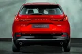 Vista trasera del Mazda CX-5 2026, destacando su diseño moderno y elegante.