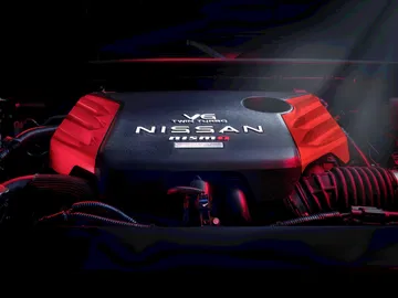 Motor V6 de 500 CV del Nissan Patrol Nismo, potente y ready para aventuras extremas.