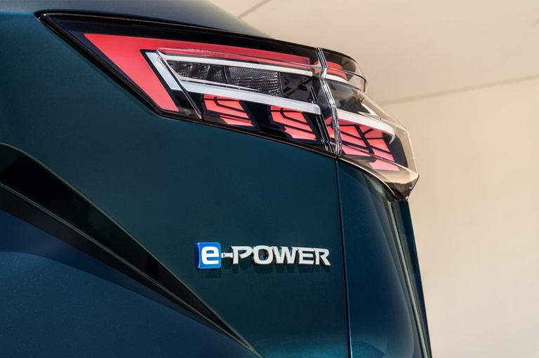 El Nissan Qashqai 2026 presenta el motor e-Power, combinando eficiencia y tecnolog&iacute;a.