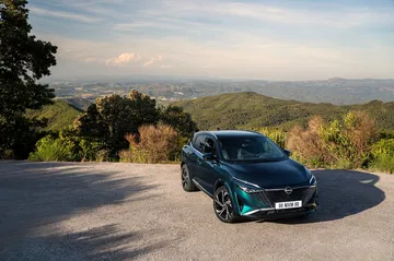El SUV compacto más vendido de España, con un motor híbrido eficiente.