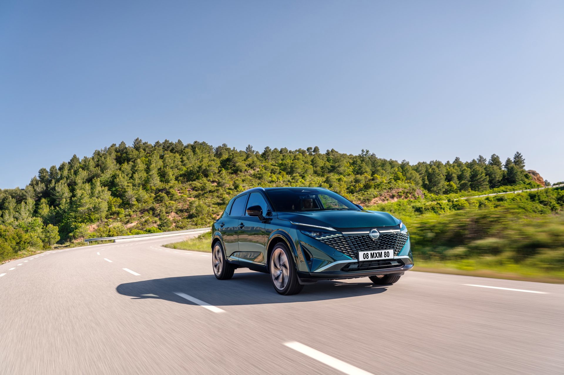 El SUV compacto más vendido de España, ahora con motor híbrido.