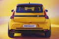 Vista trasera y lateral del Renault 5 E-Tech, destacando su diseño moderno.