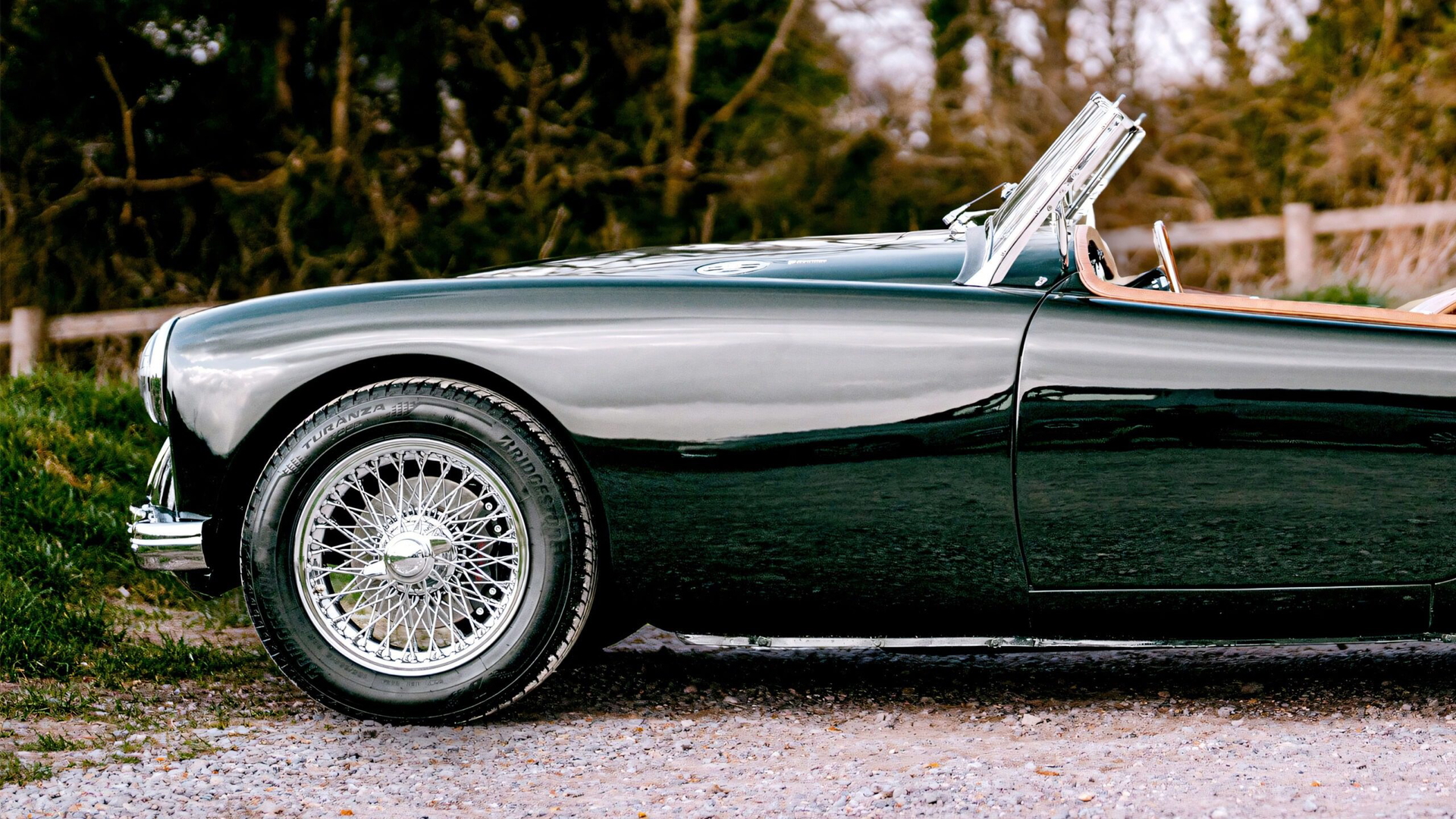 El Renault Triber es un SUV compacto con 7 plazas y precio accesible.