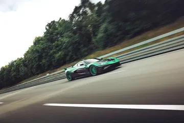 Este es el único coche capaz de hacer que un Bugatti parezca lento. Este es el único coche capaz de hacer que un Bugatti parezca lento.