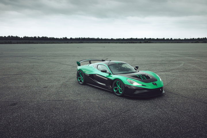 Rimac-Nevera-R-record-aceleracion-0-400-006 Este es el único coche capaz de hacer que un Bugatti parezca lento...