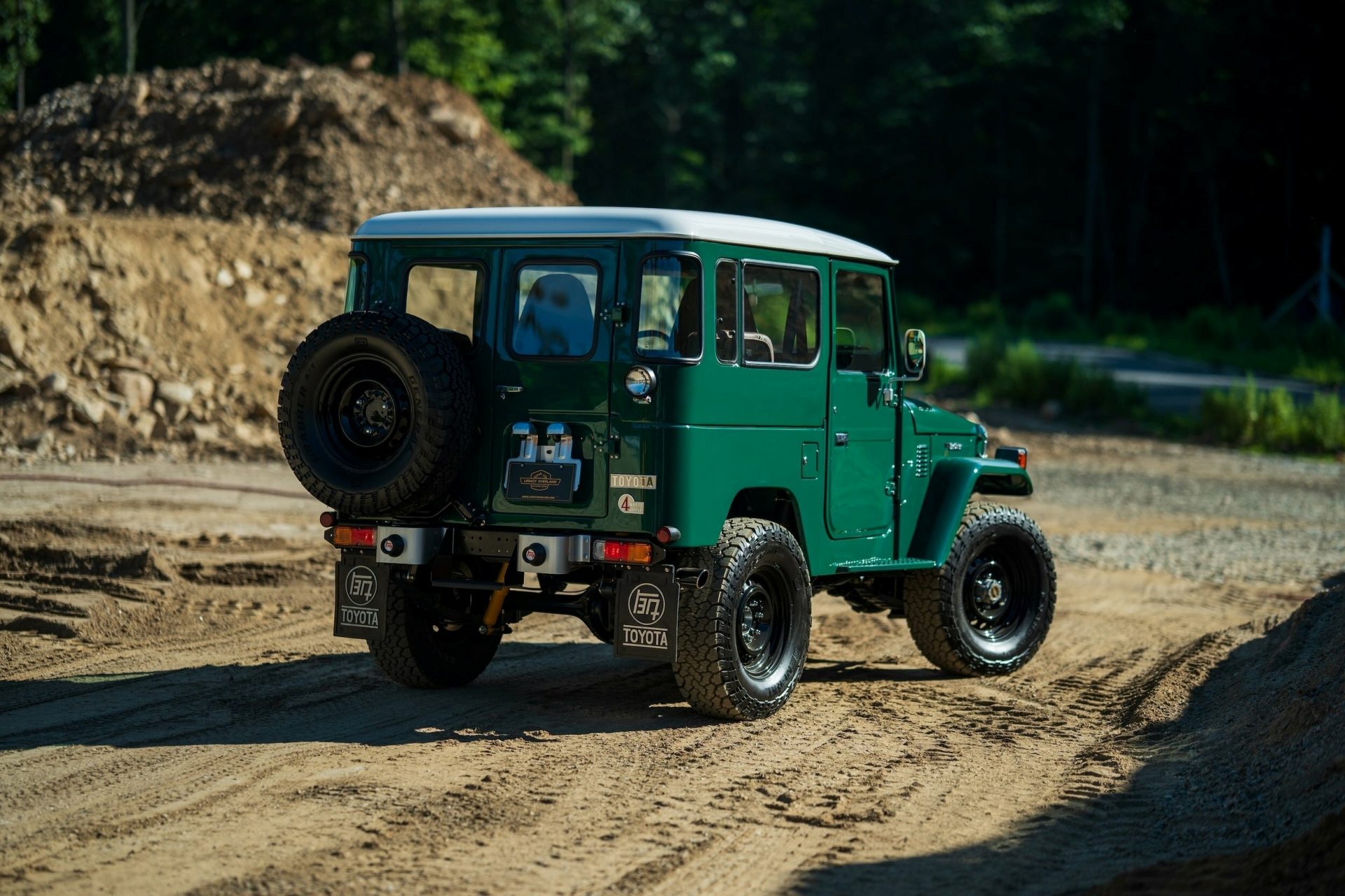 Este ladrillo japonés es el coche clásico más duro que puedes comprar.