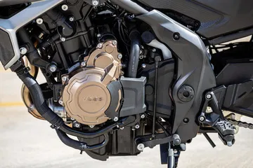 Imagen del motor de la Voge 625R 2025, con diseño moderno y detalles cuidados.