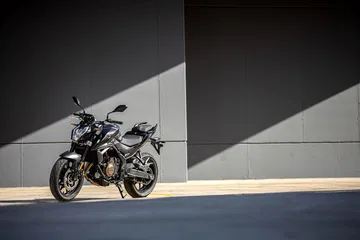 La Voge 625R presenta un diseño agresivo y deportivo, listo para rivalizar en su segmento.