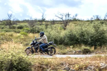 La Voge 625R destaca por su diseño deportivo y accesible, ideal para quienes buscan una moto versátil.