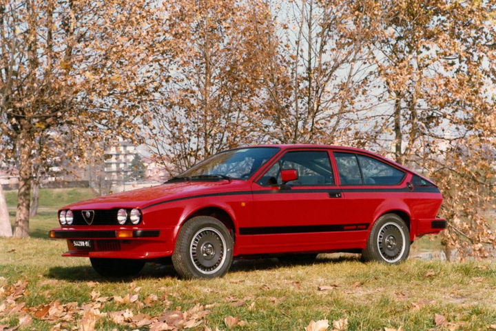 Alfa Romeo GTV Alfa Romeo GTV 2.0
