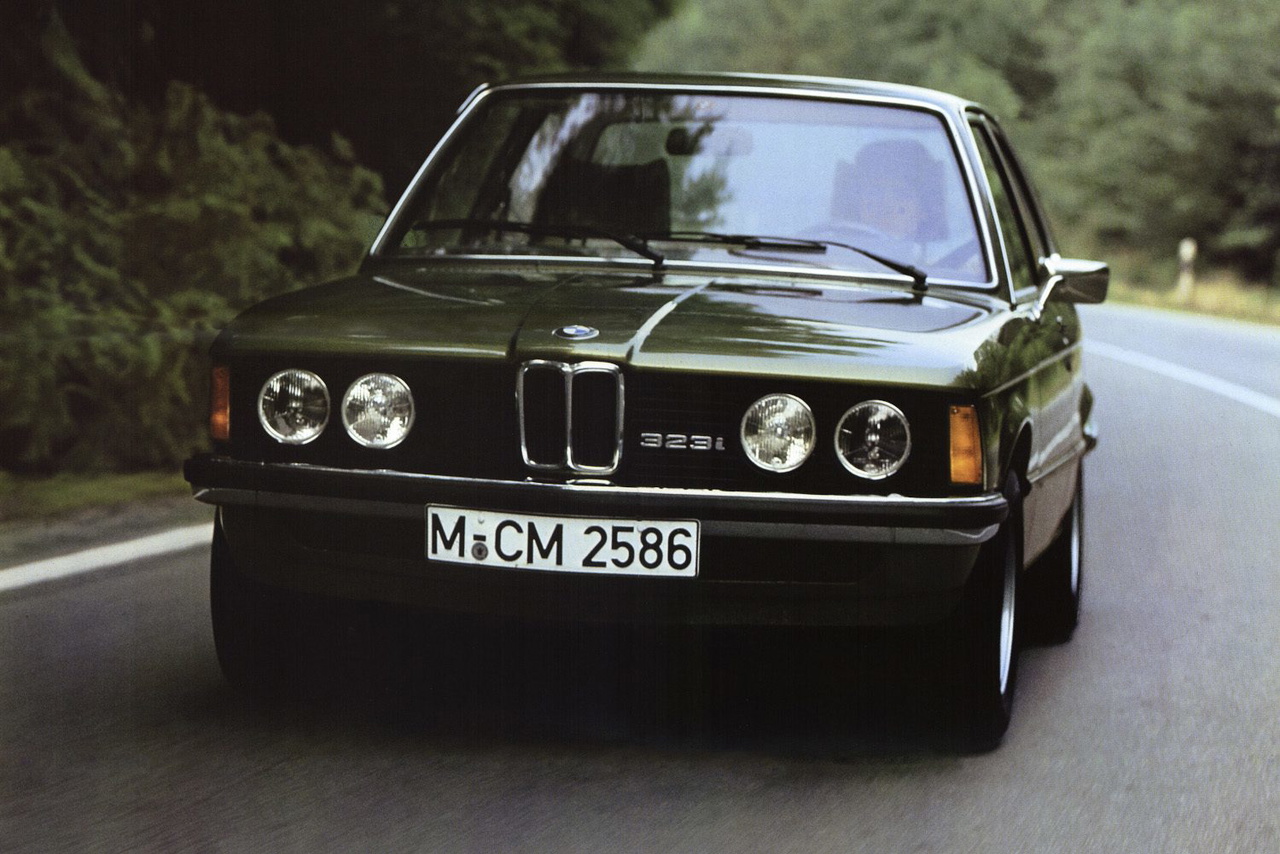 BMW 323i Coupé