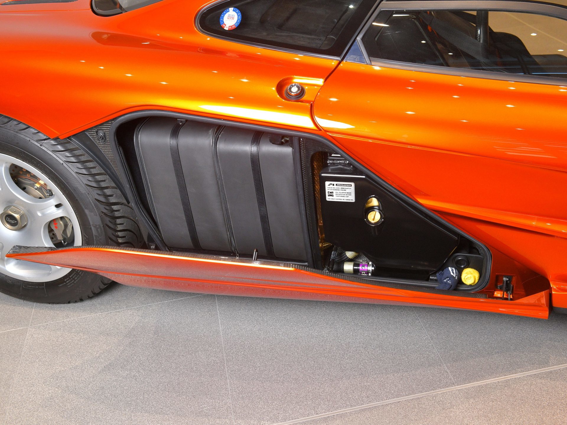 McLaren-F1-Mansour-Ojjeh-09-68b0343a2e46d.jpg