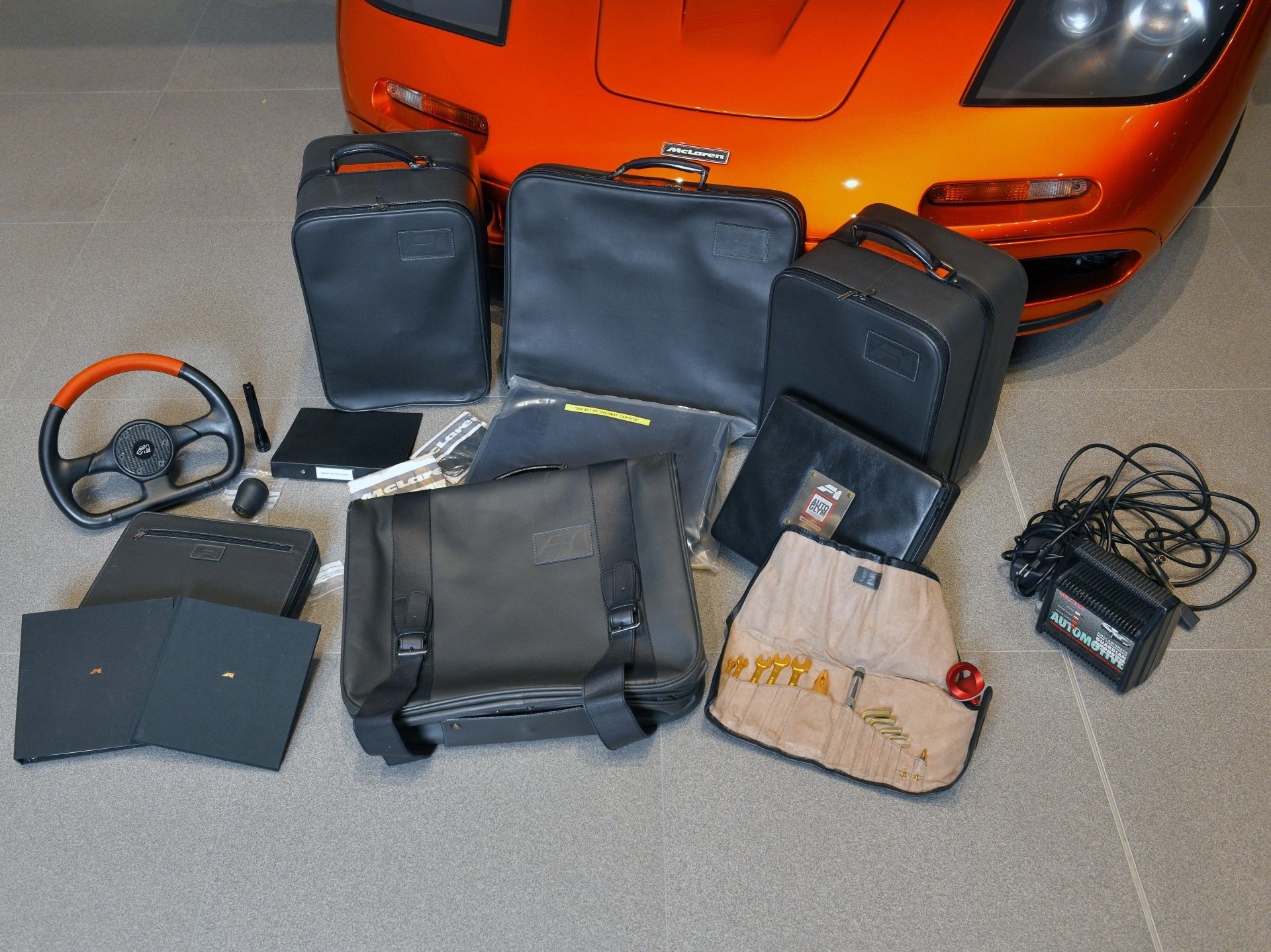 McLaren-F1-Mansour-Ojjeh-25-68b0346cafeee.jpg