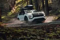 Mitsubishi Outlander Trail Edition surcando un terreno desafiante