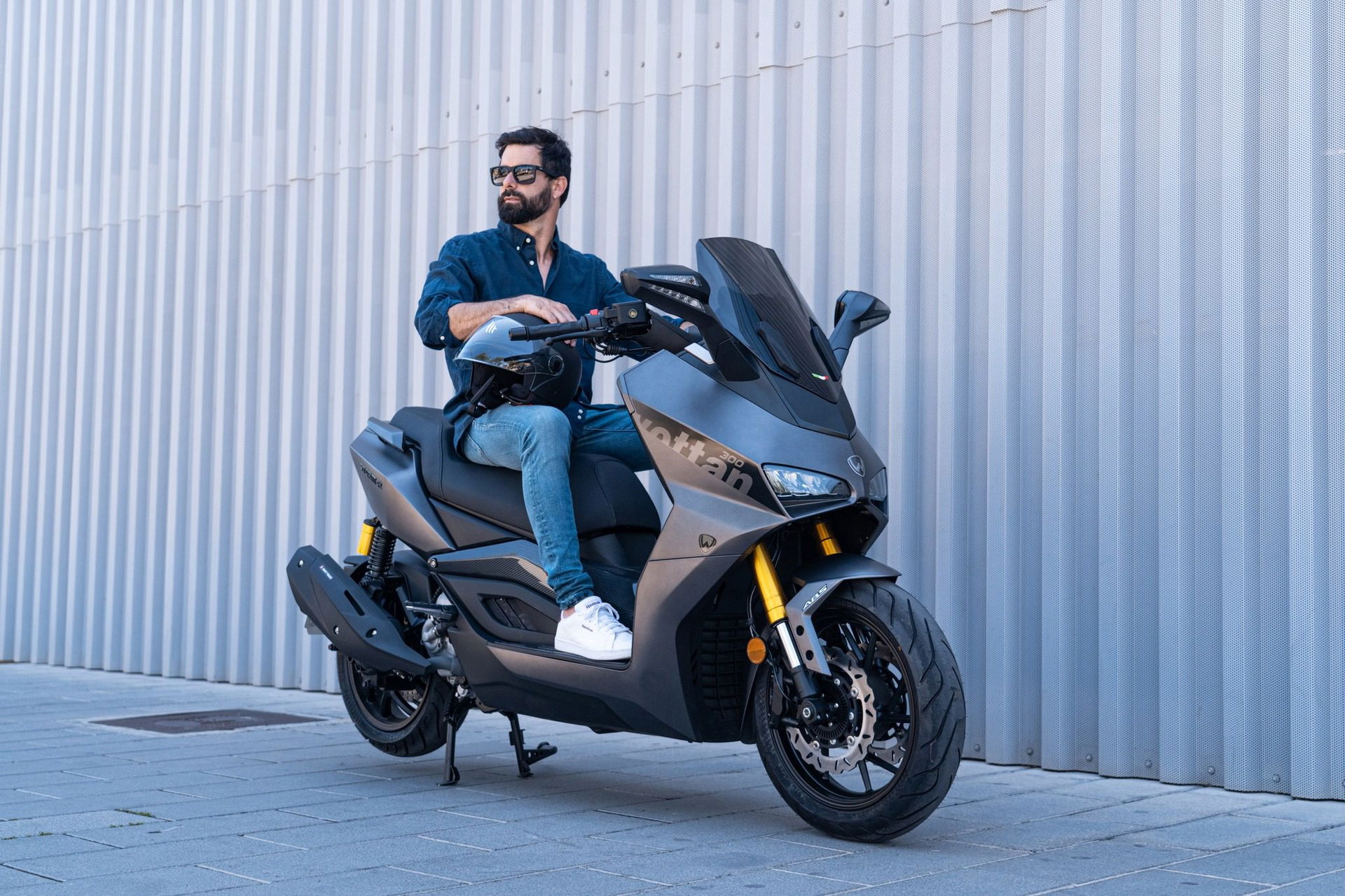 el-scooter-de-ducati-un-gt-con-motor-de-125-cuya-idea-no-puede