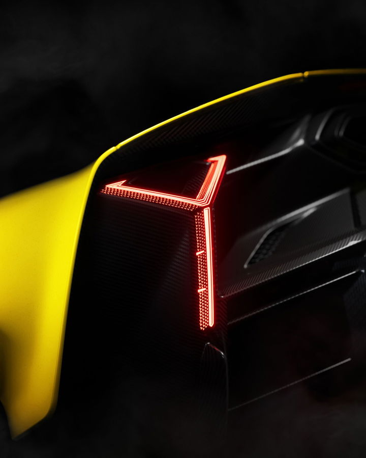 lamborghini-fenomeno-few-off-2025-14